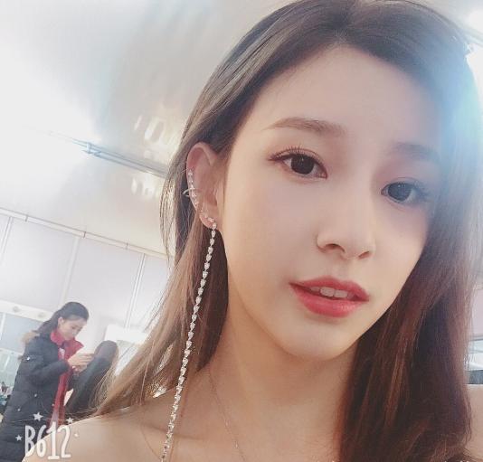 央视美女马凡舒资料,央视第一美人马凡舒工作照