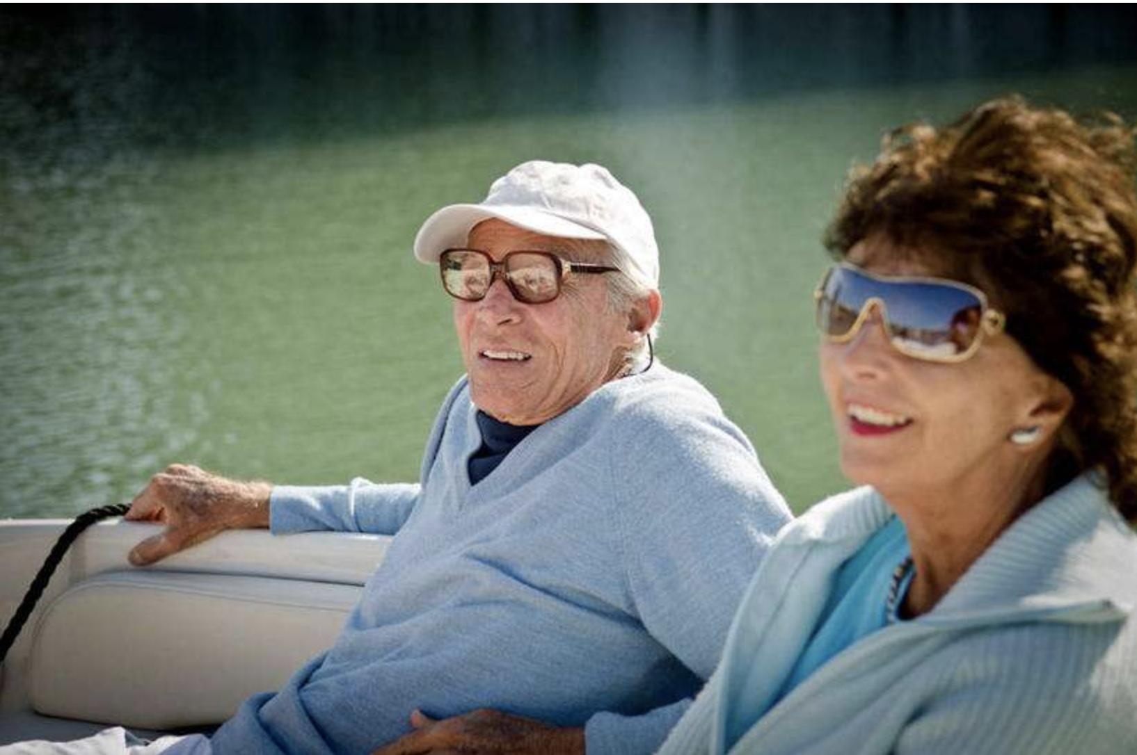 老人老了不能自理,生活不能自理的老人如何解决