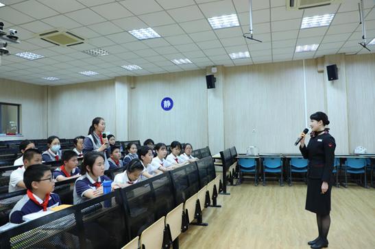 日本航空JAL航空教室精品研学课程走进华师大二附中