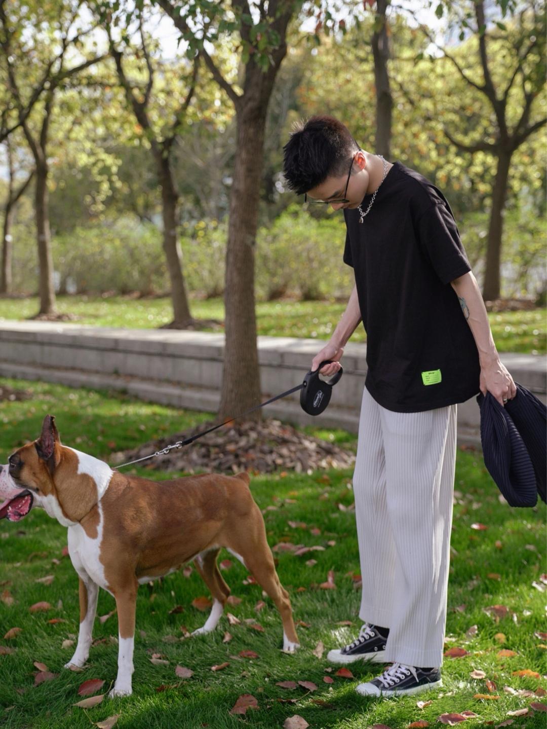 能驾驭“夏威夷”风的都不是普通男人？但可能宽松风才是YYDS