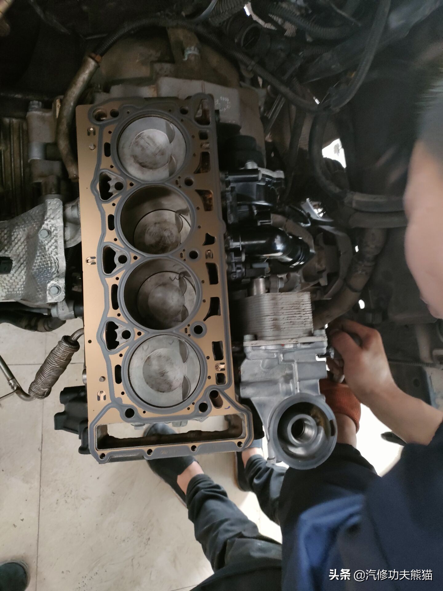 挑战奥迪A6低油耗,2009款奥迪a6l2.0t烧机油严重吗