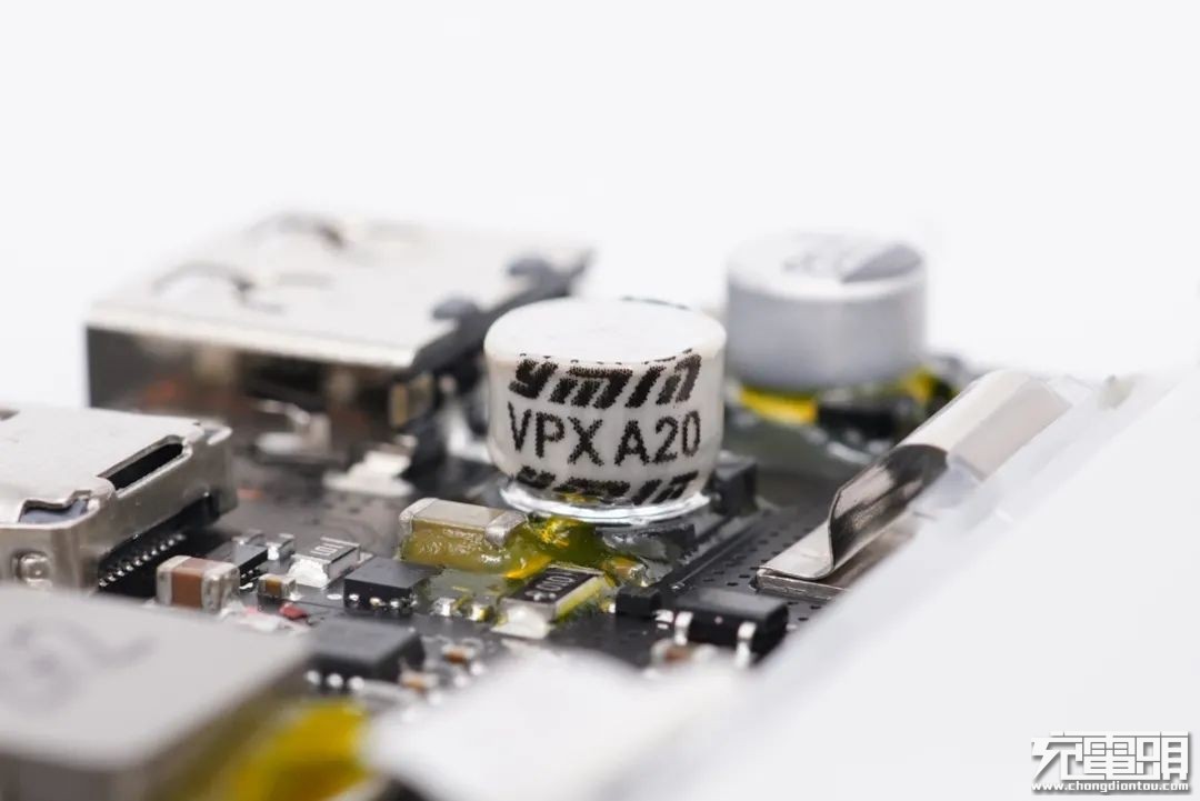 三星note10无线充电拆解,三星25w移动电源