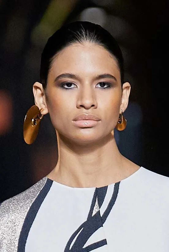 上海百场大秀时装周,百场大秀上海时装周