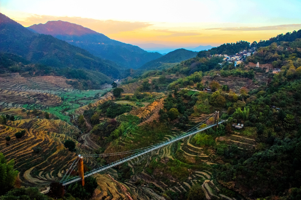婺源篁岭梯田花海,婺源篁岭欢乐颂