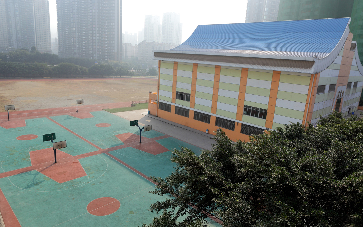 重庆哪所学校环境最好,重庆环境最差的学校