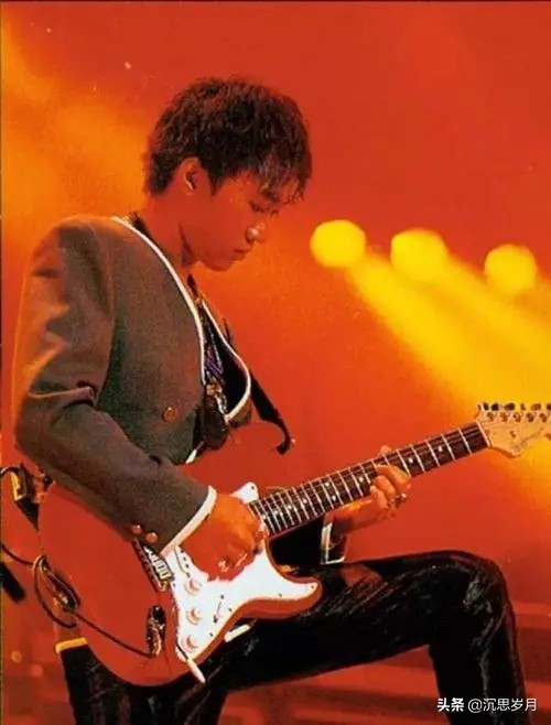 真的爱你黄家驹粤语原唱完整版,真的爱你黄家驹原唱完整版教唱