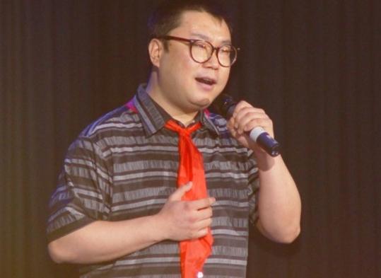 “纤夫哥”尹相杰：从爆红到锒铛入狱，他到底经历了什么？