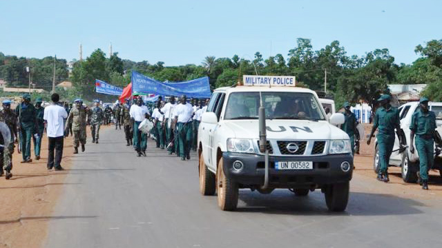 全新日产途乐有哪些亮点,丰田陆巡与日产途乐