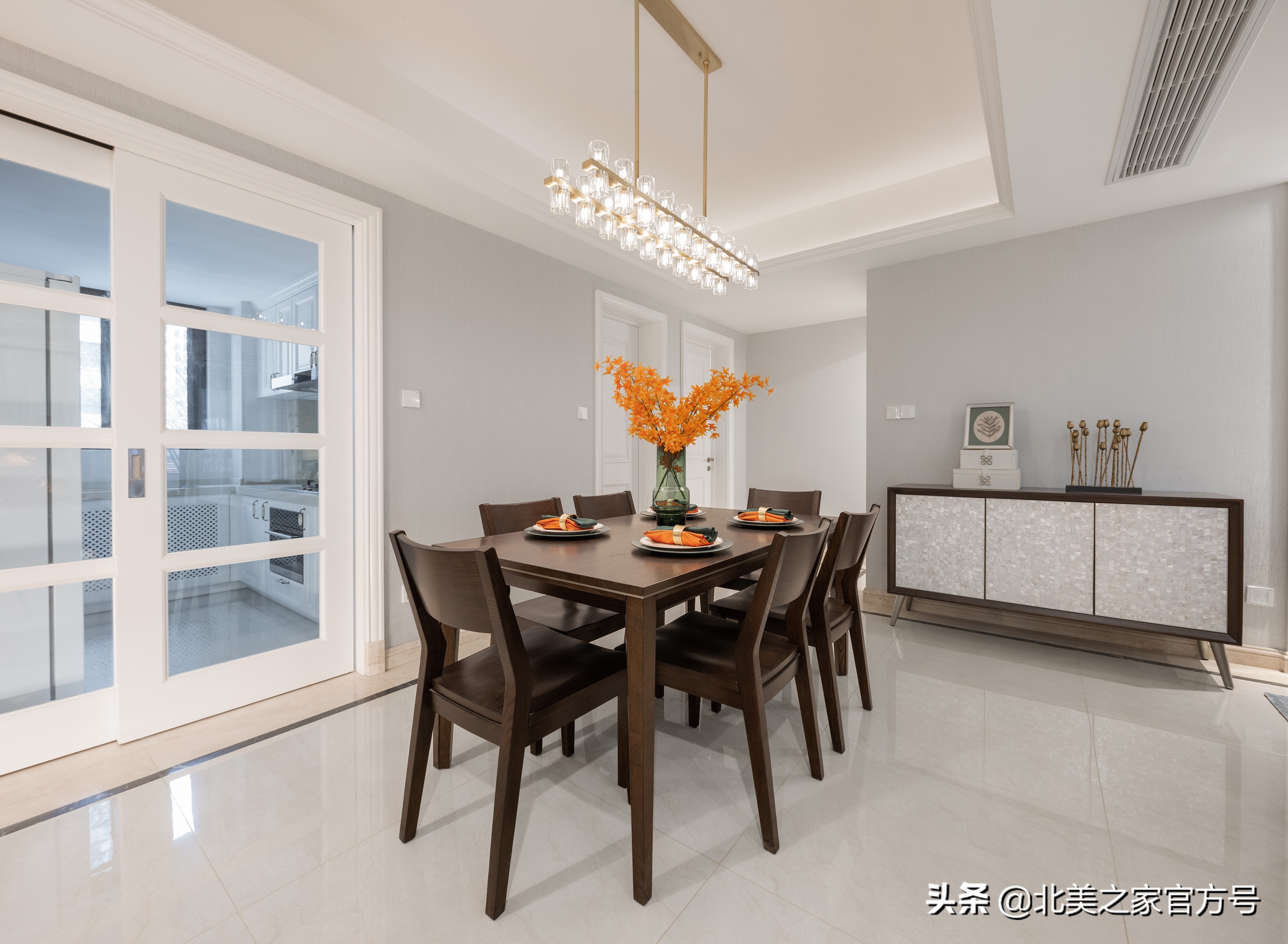 住在这样的家里感觉自己是艺术家 (艺术气息的家是什么体验)