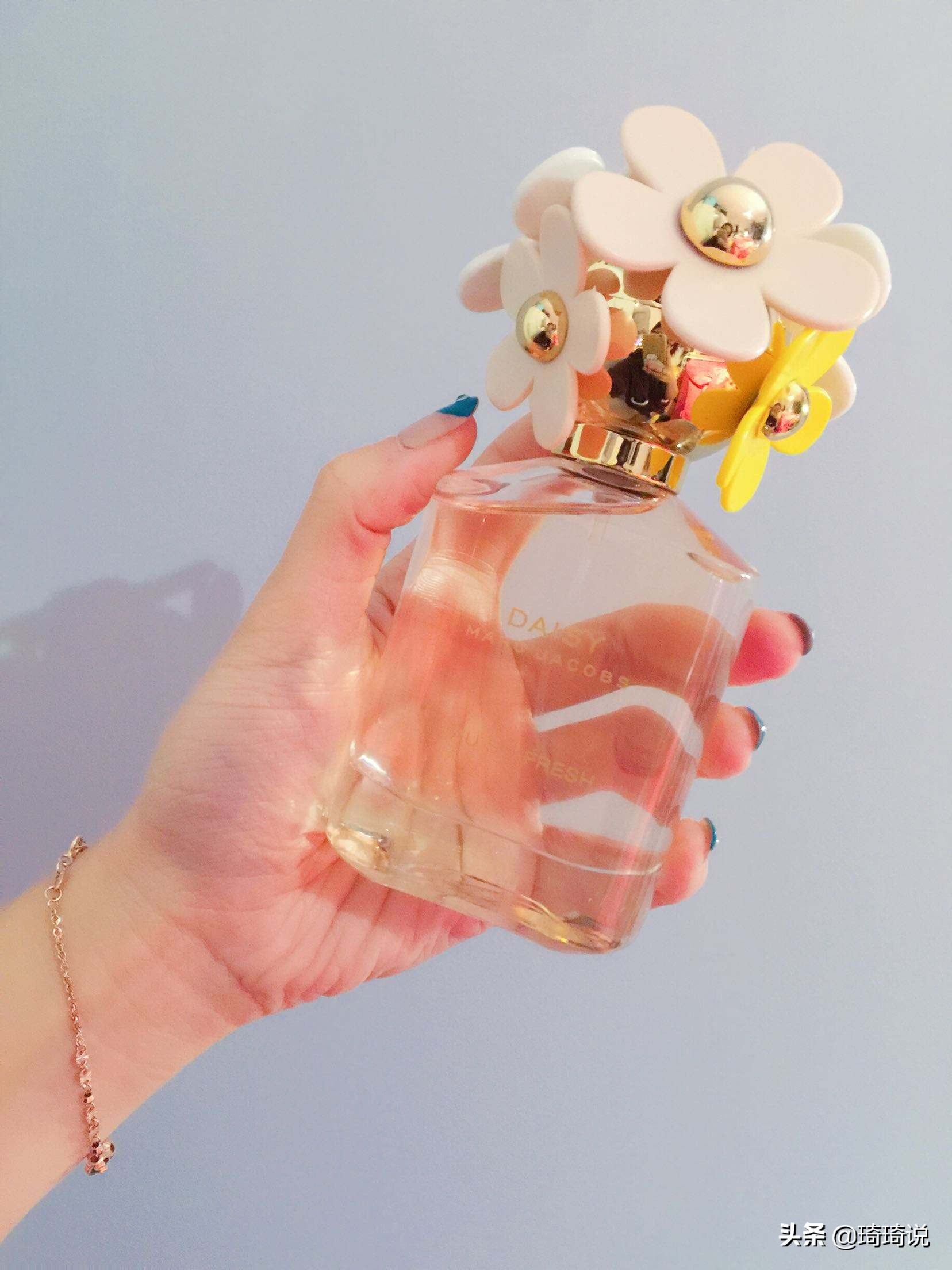 你用了哪一款香水，它也是精致女人的代表