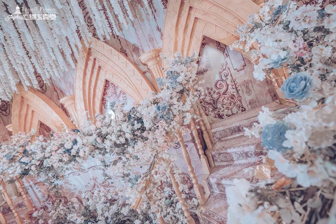 在幸福的时候遇见你,在幸福的边缘遇见你