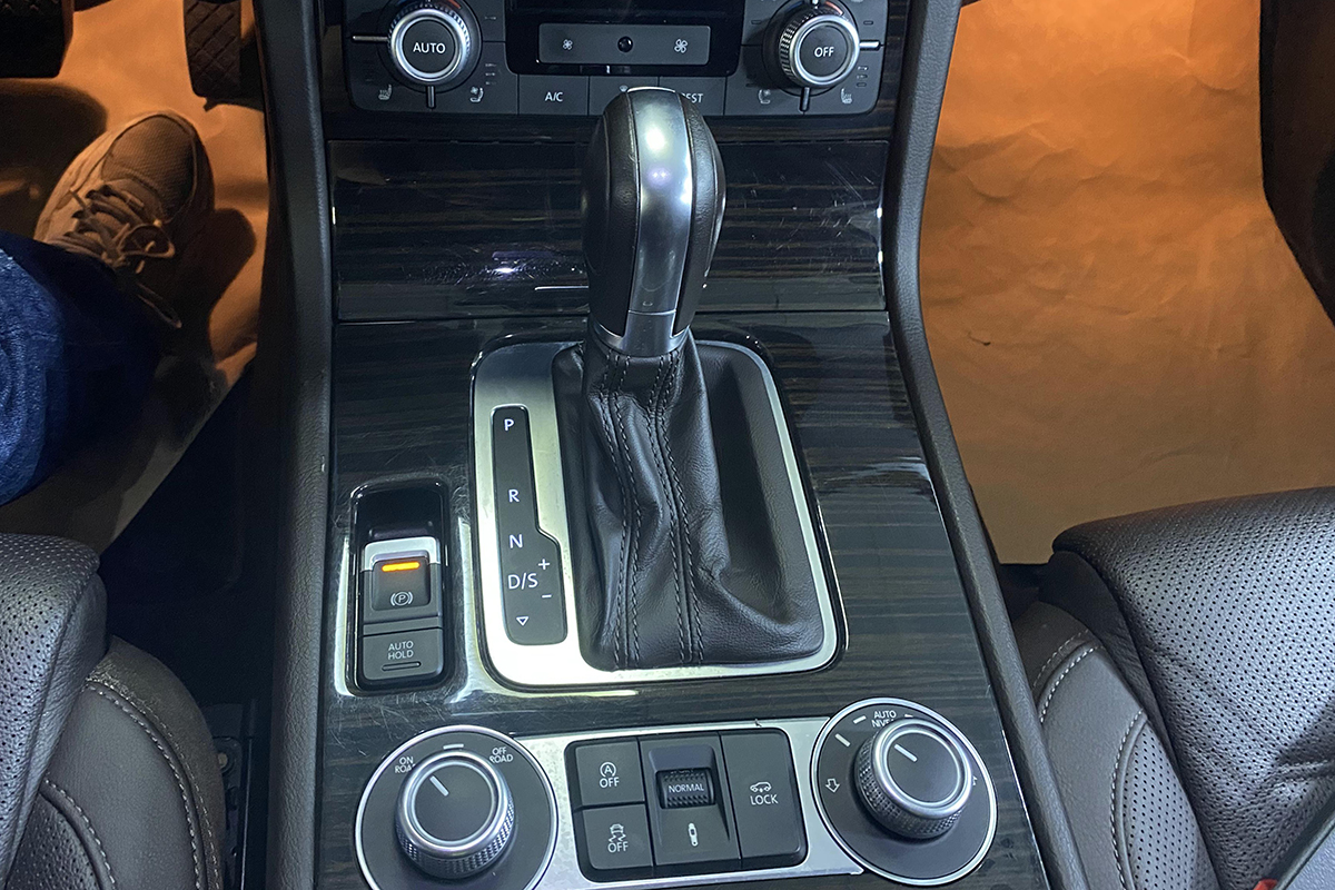 40万买二手途锐值吗,40万以内能不能买途锐