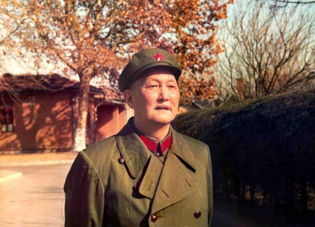 中国唯一“六星上将”，老婆100岁高龄，儿子不是省长便是少将