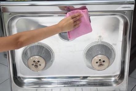 油烟机灶台上门清洗,油烟机清洗上门深度清洁