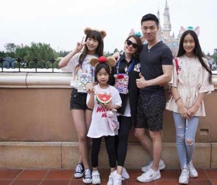 大小s和徐熙媛关系,大小s在台湾还有事业吗