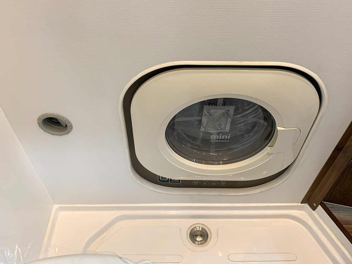 依维柯国产四驱6座房车,新星房车t600依维柯国产