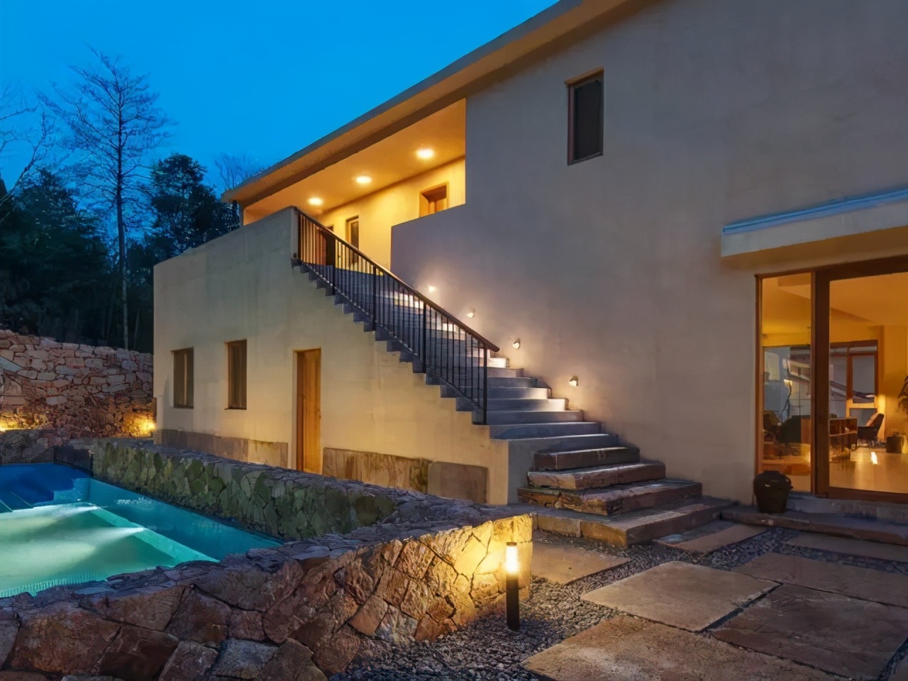 w型柔性法兰铸铁排水管,a型柔性铸铁管安装视频