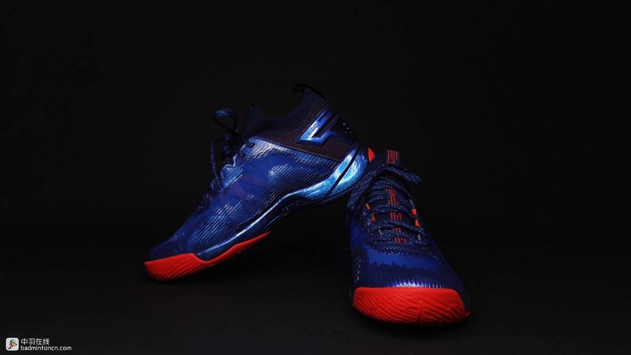 迪卡侬bs990,迪卡侬bs990与尤尼克斯88d