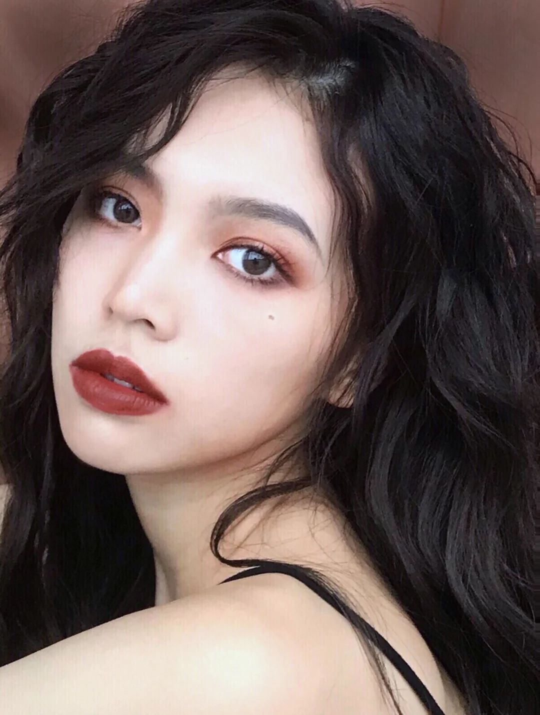 ysl复古正红口红适合黄皮肤吗,ysln610肉桂奶茶