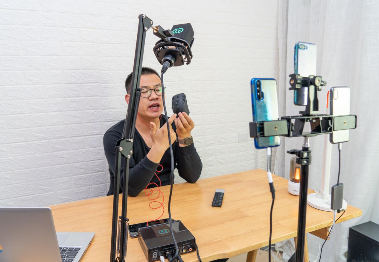 别说学不会,手把手教你直播当UP!