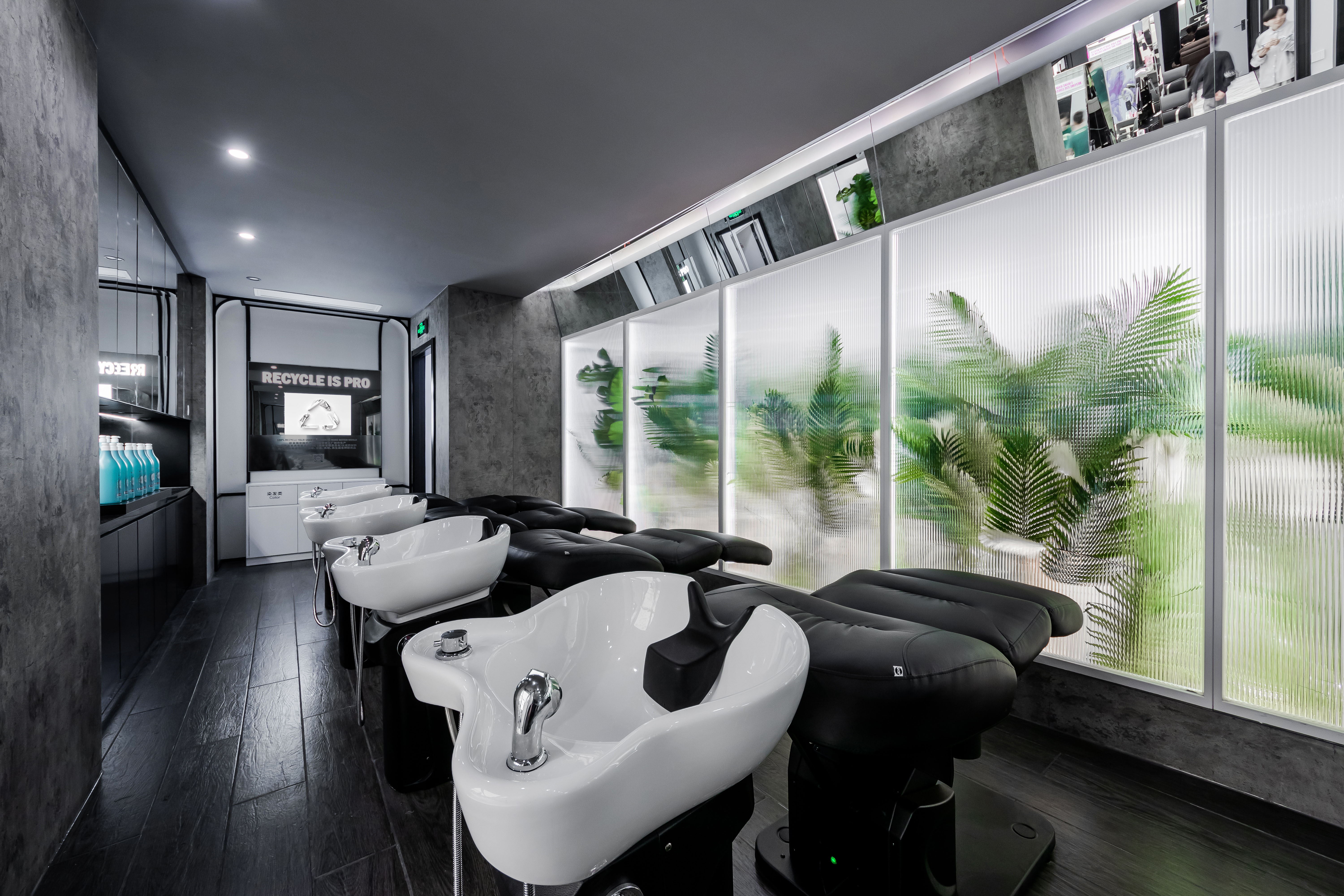 巴黎欧莱雅pro专业美发,巴黎欧莱雅pro沙龙专属