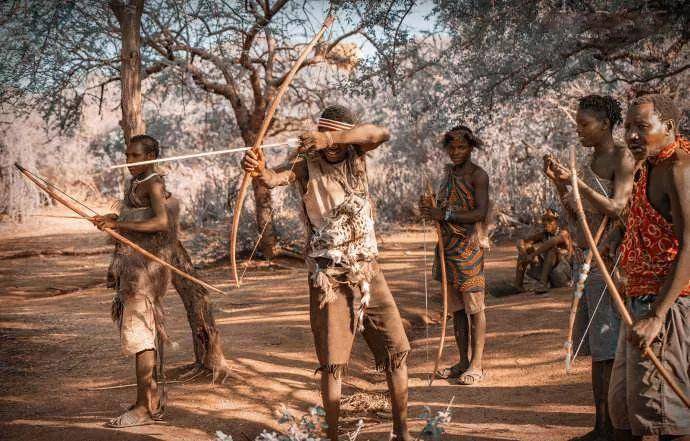 瓒崇浜ゆ祦瑙ｆ瀽,瓒崇鍚愭Ы澶т細