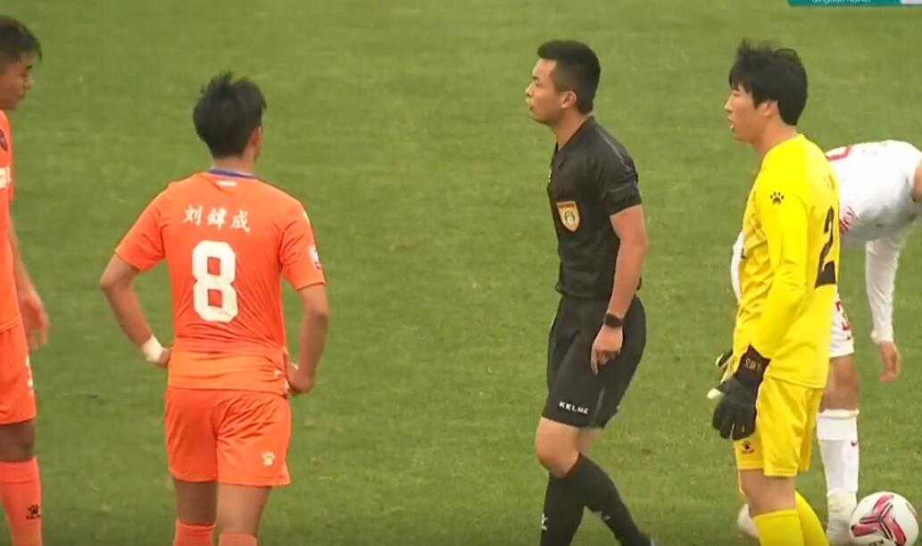 中国足球裁判最惨的一次,中国足球国际级主裁判