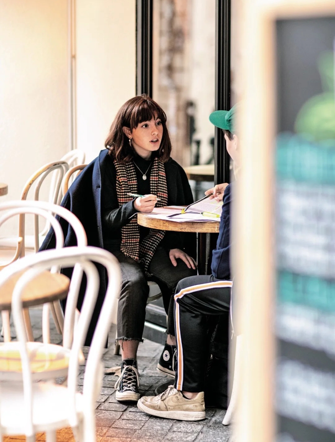 好看的时尚穿搭短视频,好看的穿搭现实生活