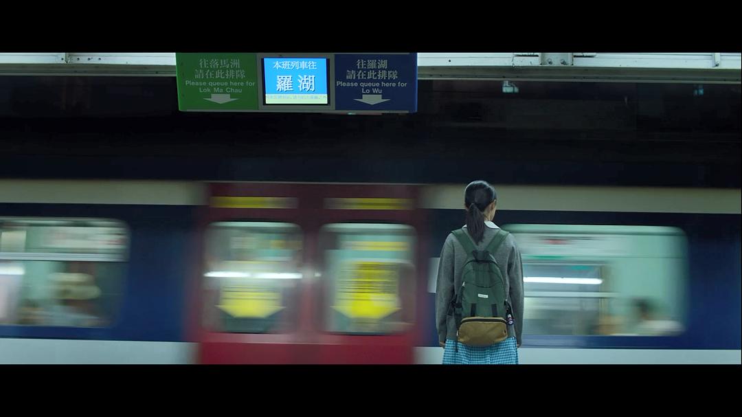 女孩为了一张机票为闺蜜相亲,女孩为了一张机票替富家女相亲