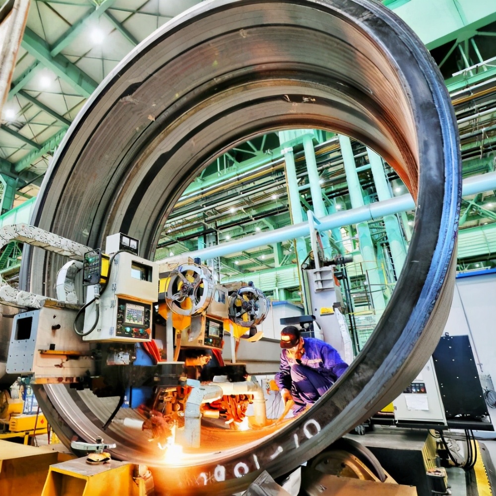 中国造30万吨海上利器视频,国之重器石化装备