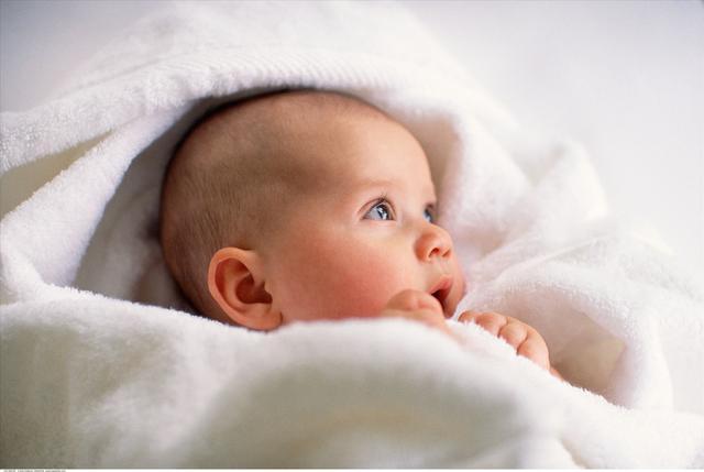 新生儿带娃小妙招一招教会你,新生儿科学带娃的正确方法