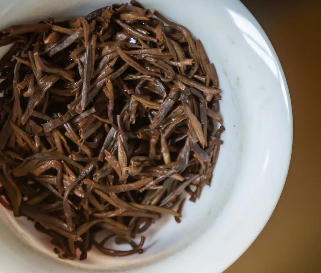 最好的蜜香型金骏眉多少钱一斤,梅占金骏眉属于什么档次