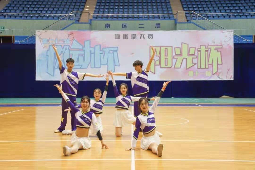 五月动起来图片,五月动起来舞蹈视频