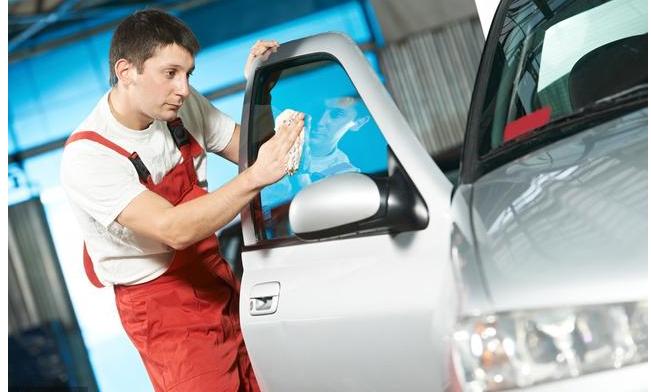 首保换机油要换机油格吗,汽车首保要换机油吗