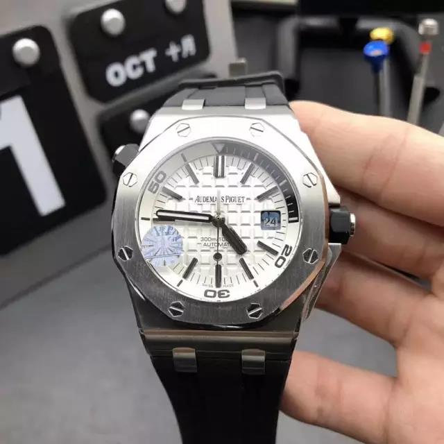 广州劳力士价格不足300元,insight中国崛起