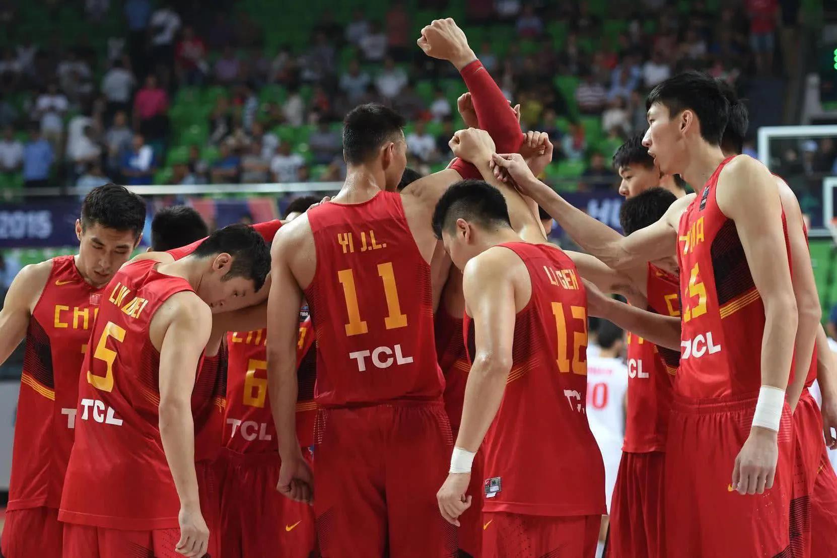 易建联与周琦谁的实力更强,周琦为什么这么难超越易建联