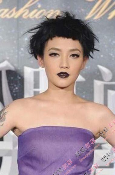 能成为密友的大概都带着爱黄伟文,能成为密友的大概都带着爱