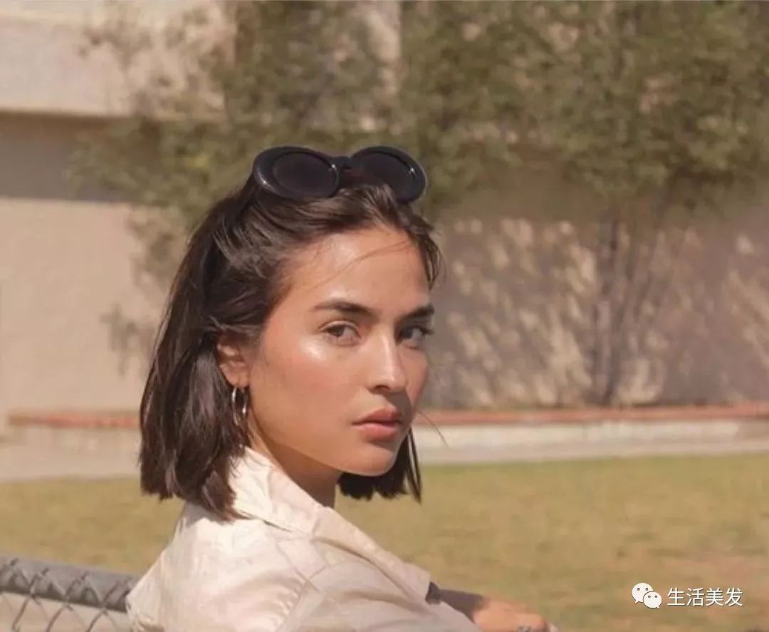 当剪了一个失败的发型怎么安慰,发型做失败了