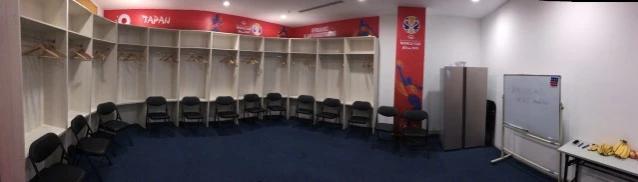 日本队赛后打扫球场更衣,日本世界杯清扫