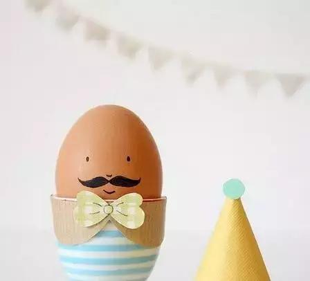 鸡蛋壳手工作品创意幼儿园,碎鸡蛋壳手工粘贴画动物图案