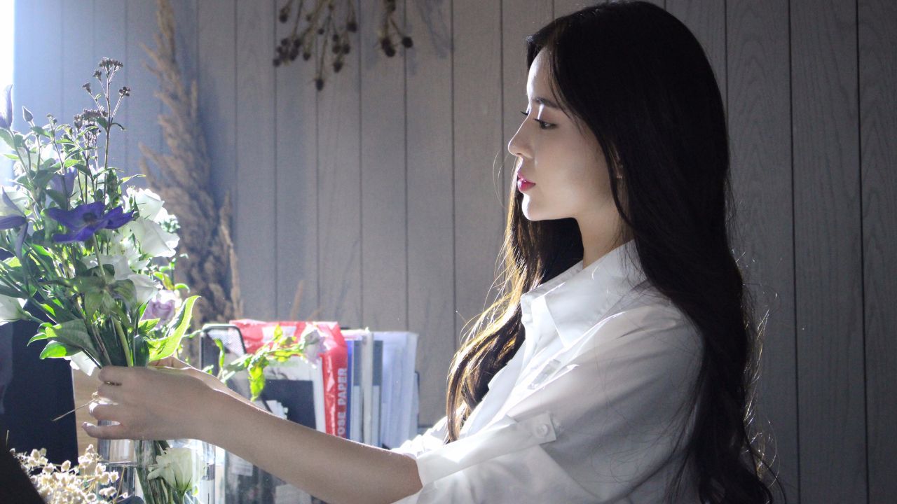 白嫖太多，但女孩终会成长——直面00后的感情观