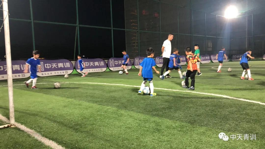 青训足球每天训练计划,青训足球日常训练