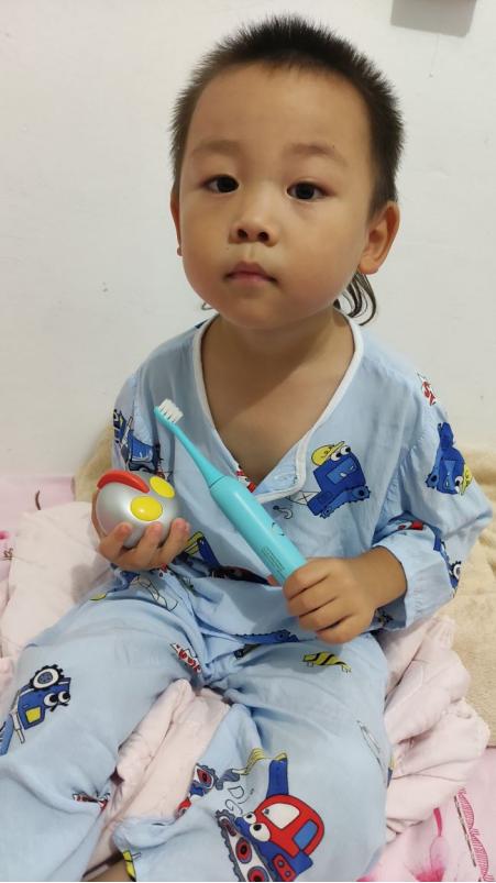 孩子不爱刷牙买什么样的牙刷,不爱刷牙的宝宝用什么牙刷