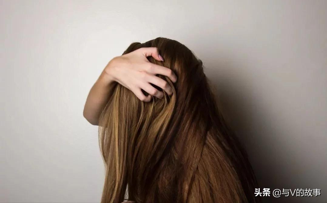 头发细软是掉头发的前兆吗,头发细软稀少发黄是什么脱发