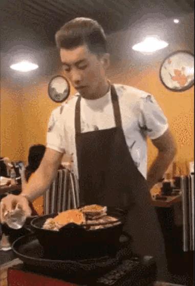 搞笑段子：骑上我心爱的小乌龟