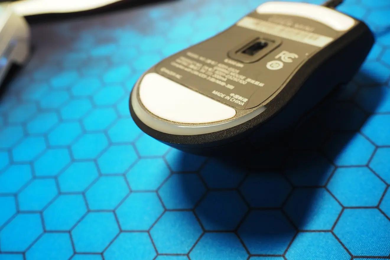 雷蛇毒蝰终极版无线鼠标评测,雷蛇毒蝰mini游戏鼠标评测