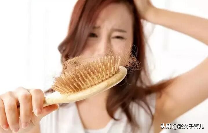 宝妈哺乳期掉头发,哺乳期宝妈严重掉头发是什么原因