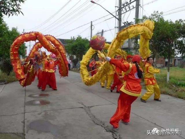 阜南张氏祠堂落成庆典仪式,张氏祠堂唱戏人山人海