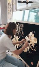 90后美女白领“逃离”大城市回乡创业，用秸秆作画年收入过百万