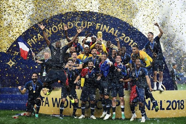 最新十大足球比赛,2018年足球世界杯十佳球全屏